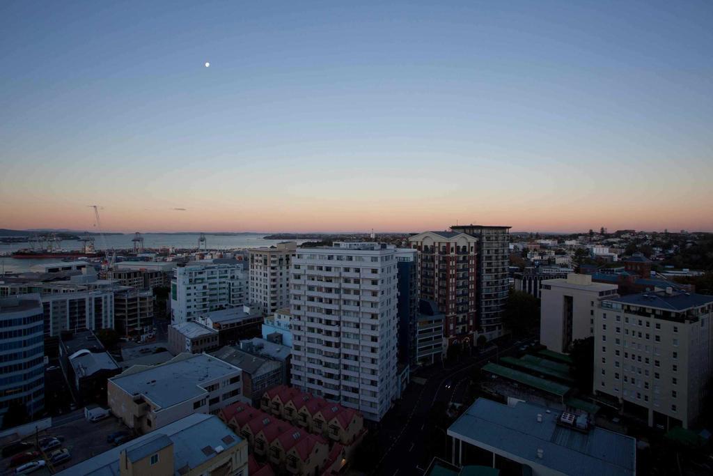 The Quadrant Hotel & Suites Auckland Extérieur photo